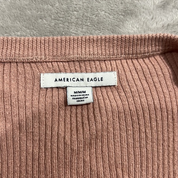 American Eagle Cropped Light Pink Sweater - Picture 3 of 3